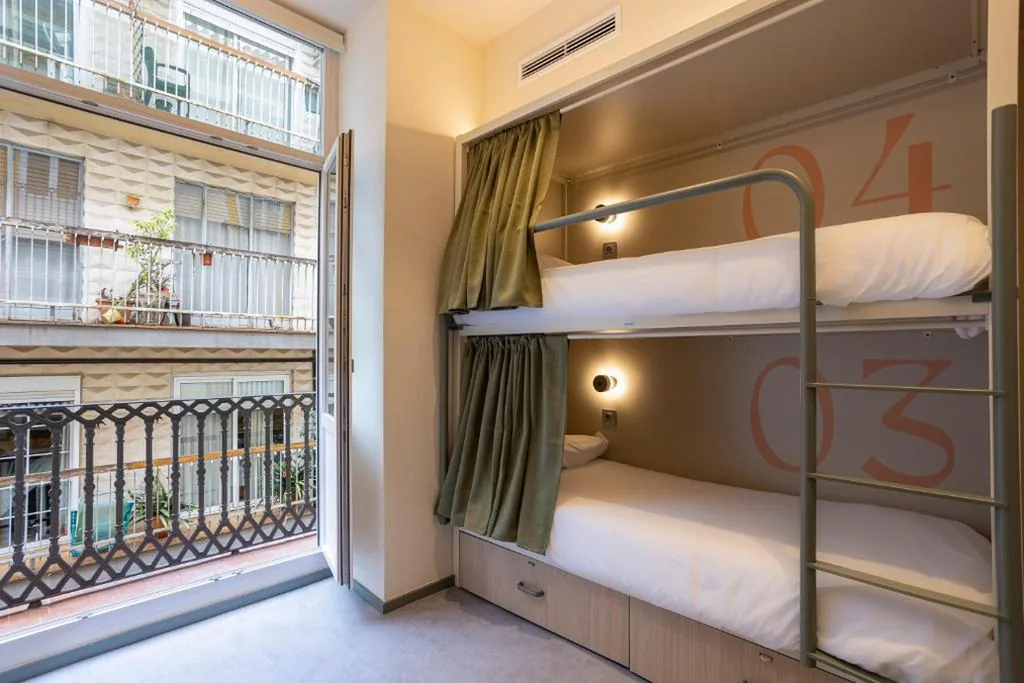 Bett im gemischten Schlafsaal mit 4 Betten — The Central House Valencia Mercado Central
