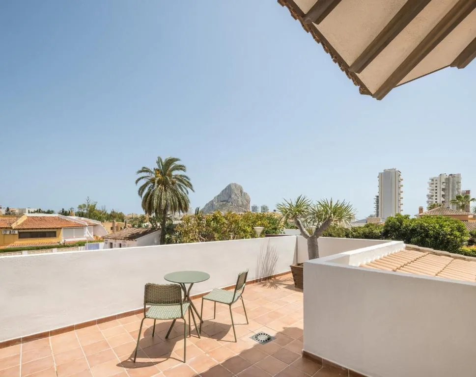 Junior Suite (2 Erwachsene + 2 Kinder) — The Cookbook Hotel & SPA