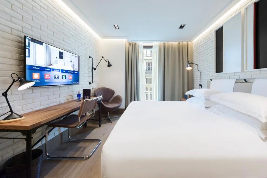 Superior tweepersoonskamer - 1 of 2 bedden — The Corner Hotel