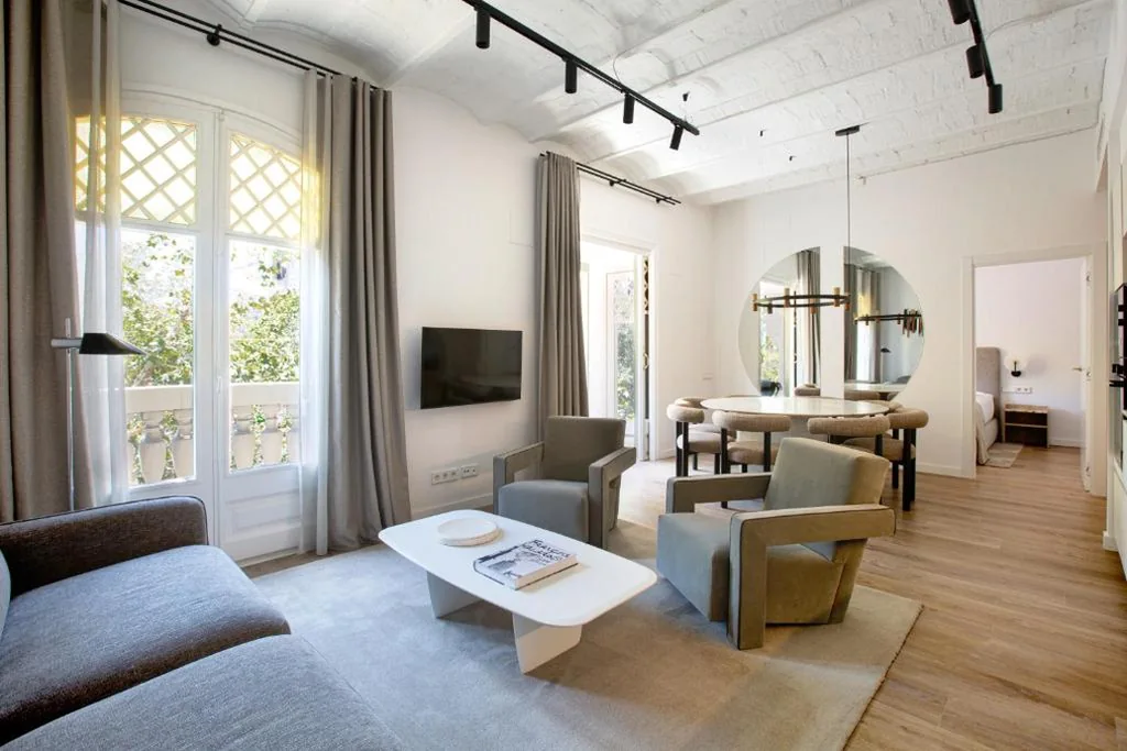 Appartement 4 chambres avec balcon — The Diagonal Suites by Sweett