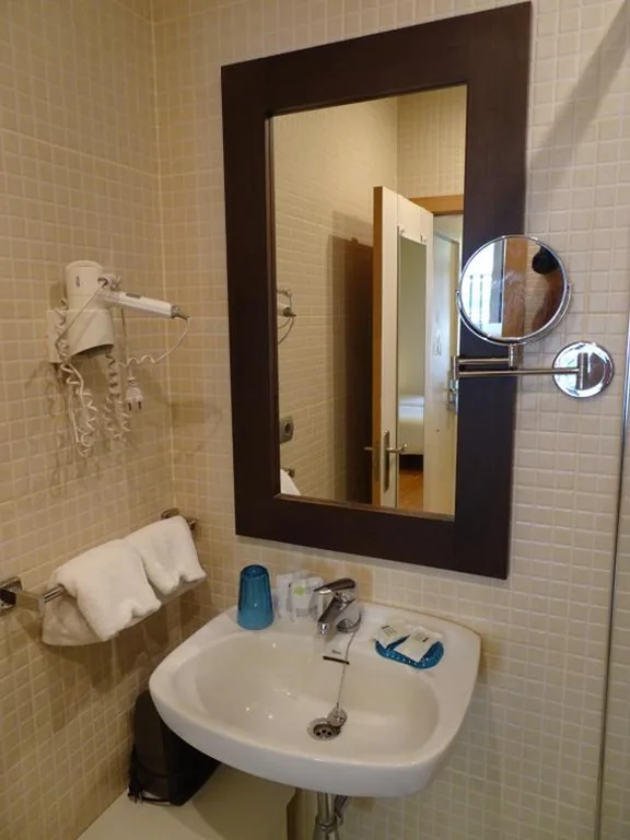 Habitación Doble Grande — The Hotel 592 - Adults Only