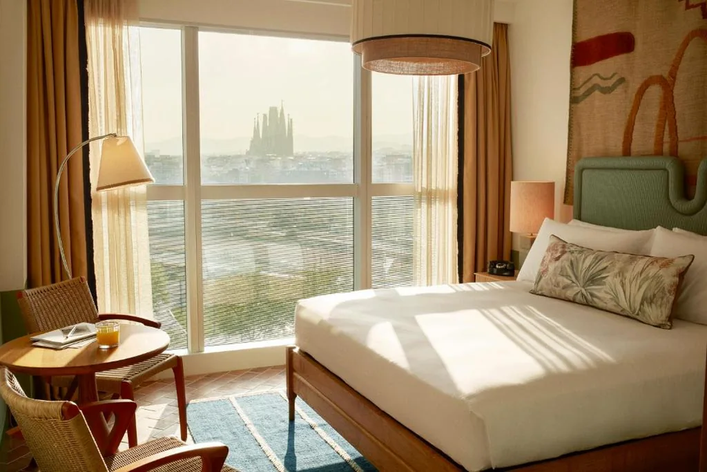 Roomy View — The Hoxton, Poblenou