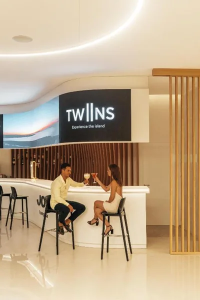 The Ibiza Twiins - 4* Sup — Foto 3