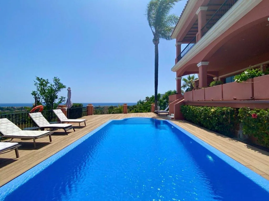 Villa con vista mare — The Marbella Heights Boutique Hotel