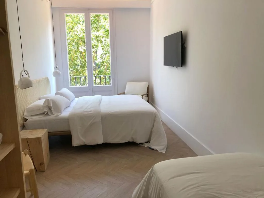 Habitación Triple Clásica — The MO House
