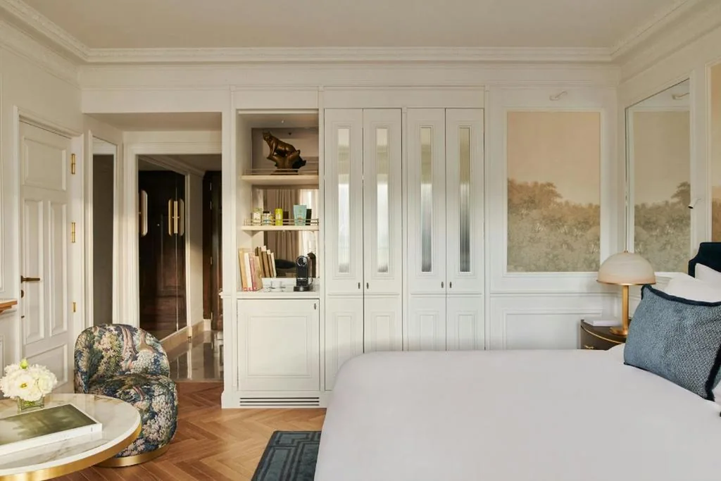 Chambre Premium Neptuno avec très grand lit double et vue sur la fontaine — The Palace, a Luxury Collection Hotel, Madrid