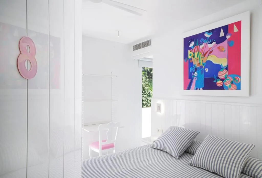 Habitación Doble con balcón — The Pink Elephant Hotel