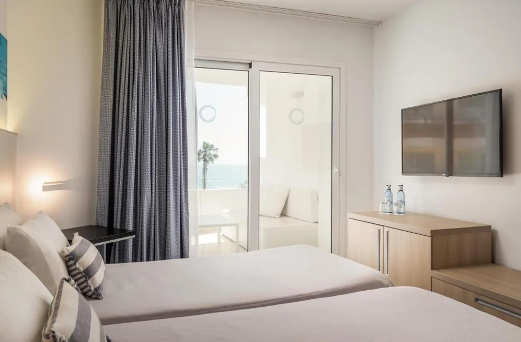 Camera Tripla — The Place Mar Mediterrania & Spa by ALEGRIA 4 SUP - Adults Only