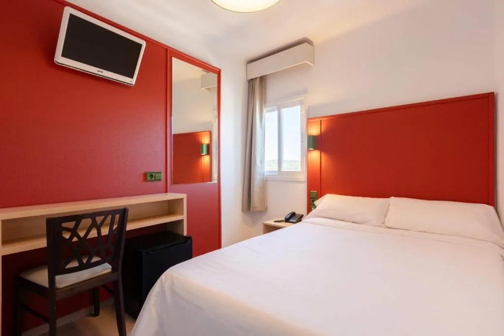 Günstiges Einzelzimmer — The Red Hotel - Adults Only