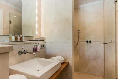 The Residence by the Beach House Marbella — foto 10