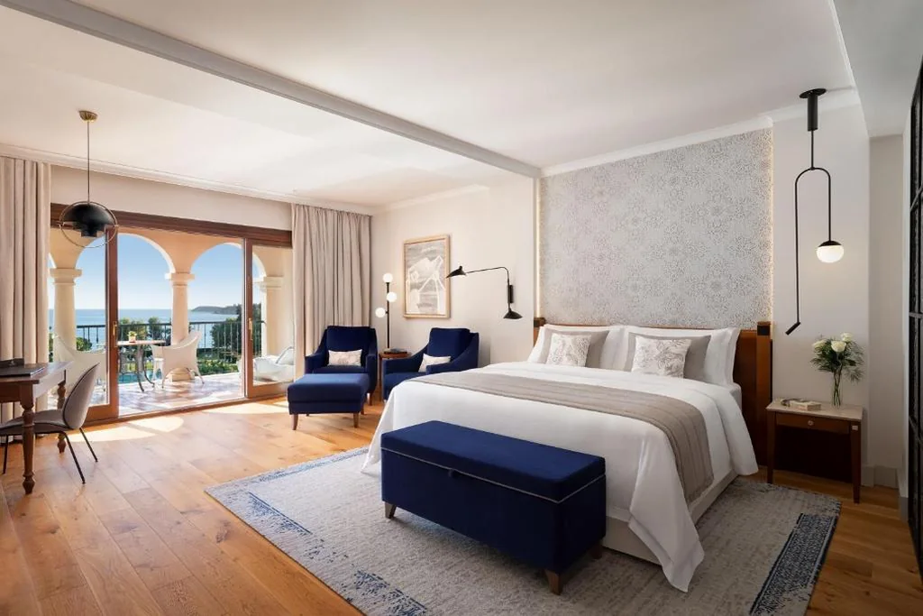 Suite Júnior com vista para o mar — The St. Regis Mardavall Mallorca Resort