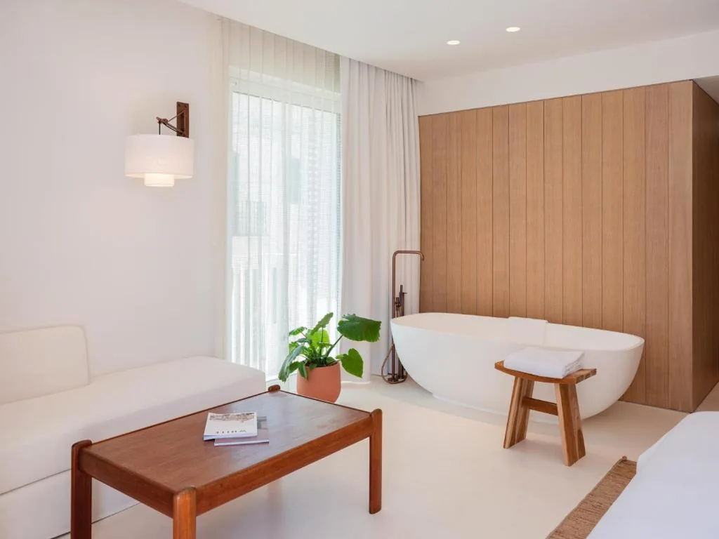 Suite Monolocale — The Standard, Ibiza