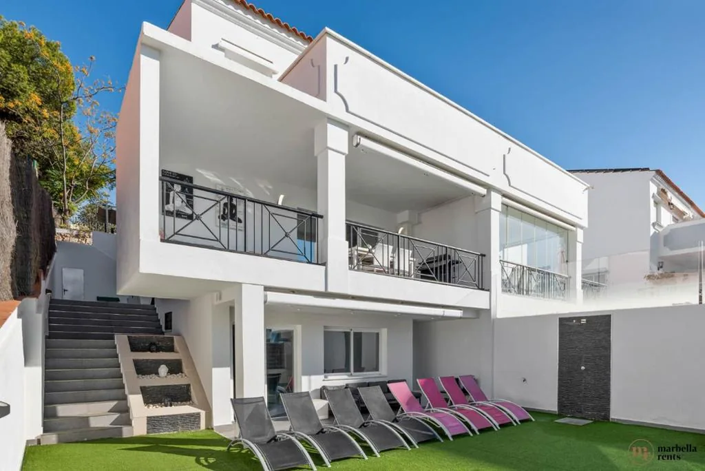 Villa — Thelifehouse