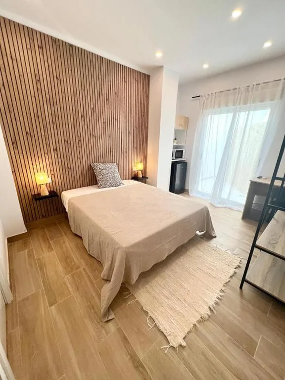 Double Room with Private Bathroom — Thor Hostal Boutique