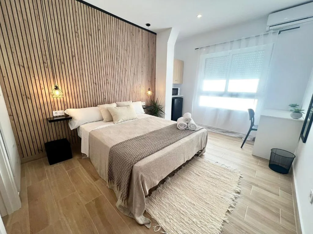 Double Room with Private Bathroom — Thor Hostal Boutique