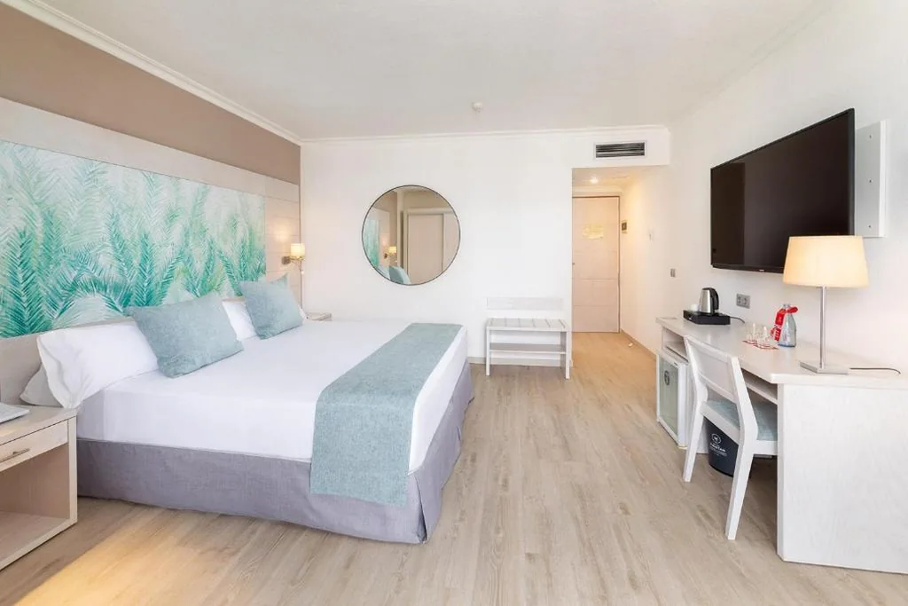 Deluxe con vista sulla piscina — Tigotan Lovers & Friends Playa de las Americas - Adults Only (+18)