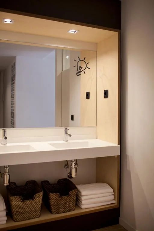 Cama em dormitório partilhado misto (8 pessoas) — Toc Hostel Sevilla