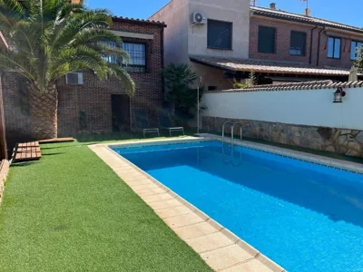 TOLEDO ENCANTADO Piscina y BBQ privada 2,5 km de Puy du Foy — Foto 6