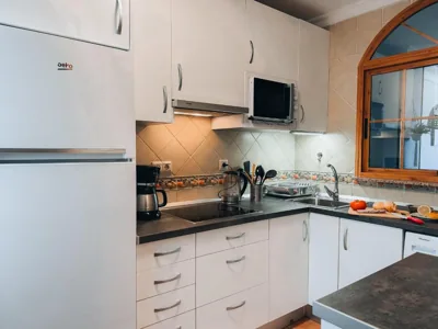 Tolles Ferienhaus mit Sonnenterrasse direkt am Meer — Foto 10