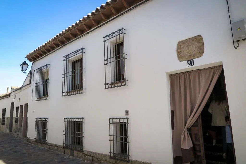 Apartamento com varanda — Tomé, Casa de Huéspedes