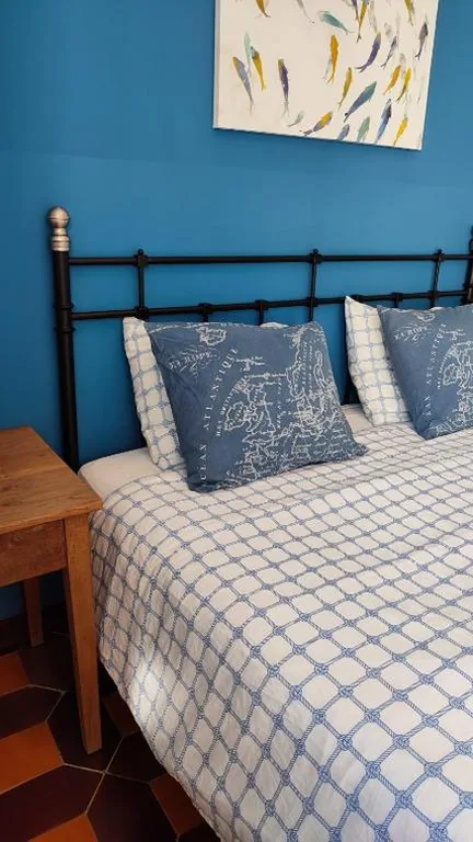 Quadruple Room with Private Bathroom — Torre de la Campana
