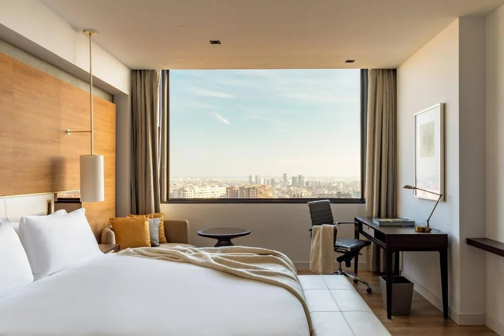 Quarto Premier com vista panorâmica — Torre Melina, a Gran Meliá Hotel