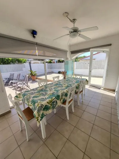 Torredembarra cosy, well equipped house, 5 min. from the beach — Foto 5