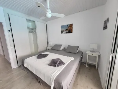 Torredembarra cosy, well equipped house, 5 min. from the beach — Foto 8