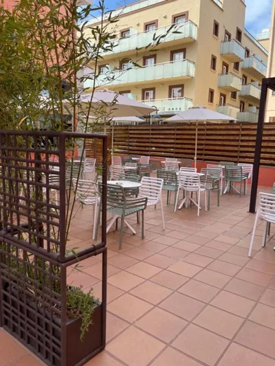 Tossa Beach Center — 写真 12