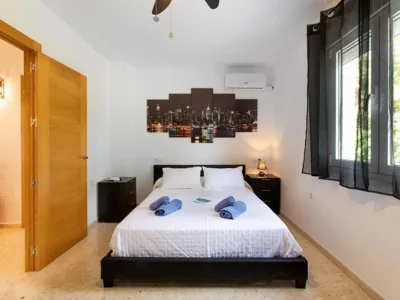 Town Center House With Jacuzzi — Foto 2