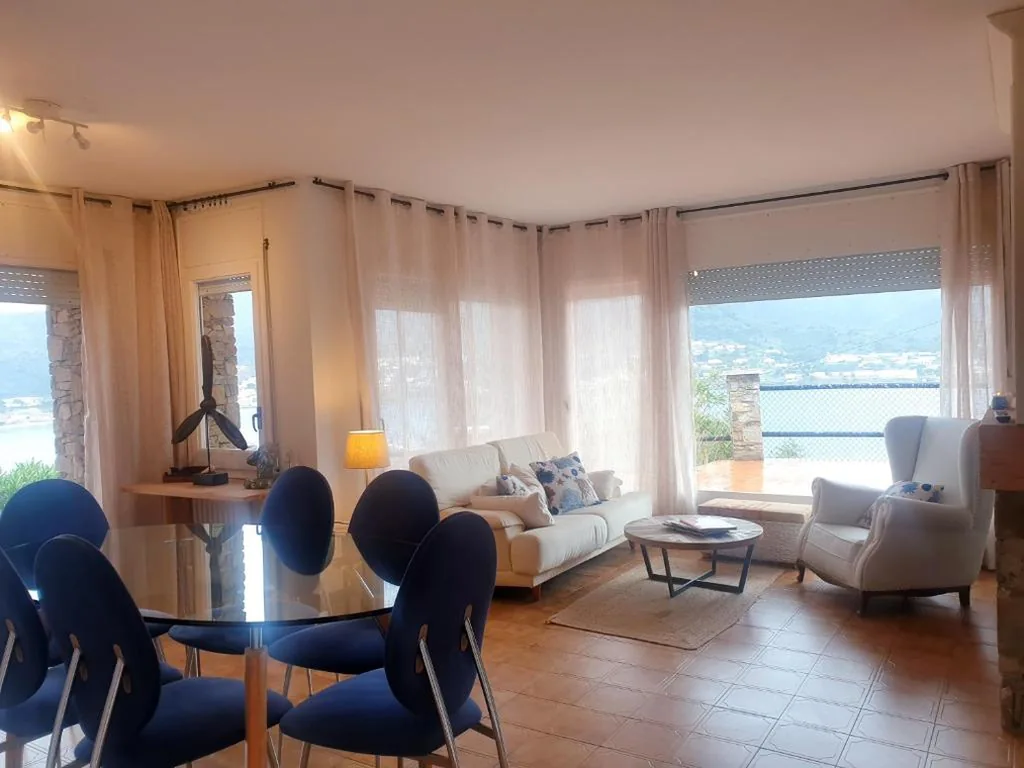 Huis met 4 slaapkamers — Tramuntana, casa amb bones vistes a mar, T