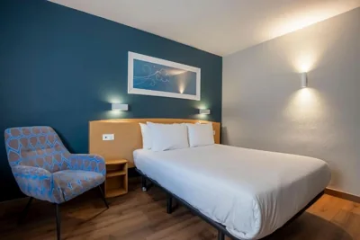 Travelodge Alicante Puerto — Foto 5