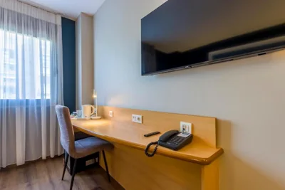 Travelodge Madrid Alcalá de Henares — 写真 8