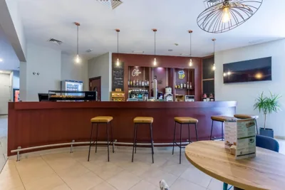 Travelodge Madrid Alcalá de Henares — 写真 9