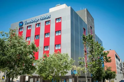 Travelodge Madrid Metropolitano — photo 2