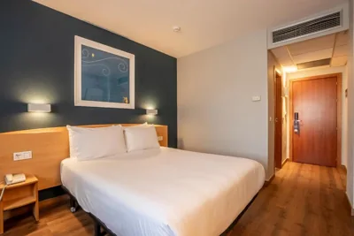 Travelodge Murcia — Foto 11