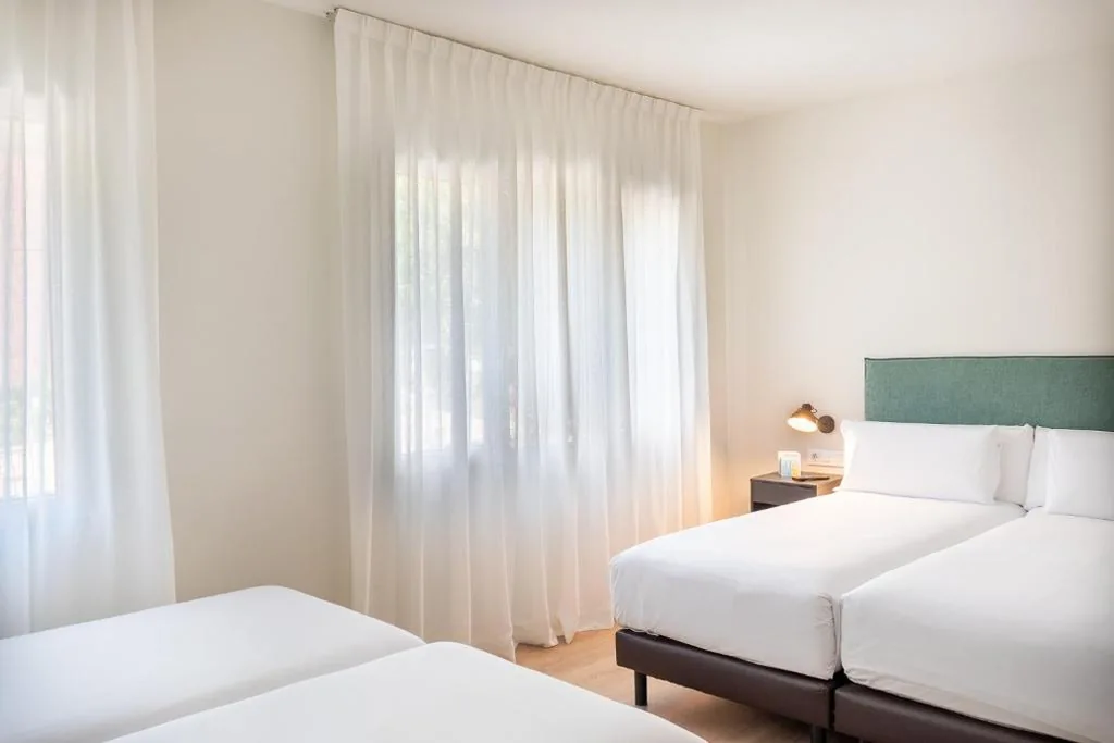 Quadruple Room — Tres Torres Atiram Hotel