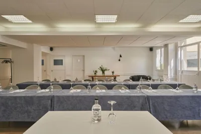Tres Torres Atiram Hotel — photo 4