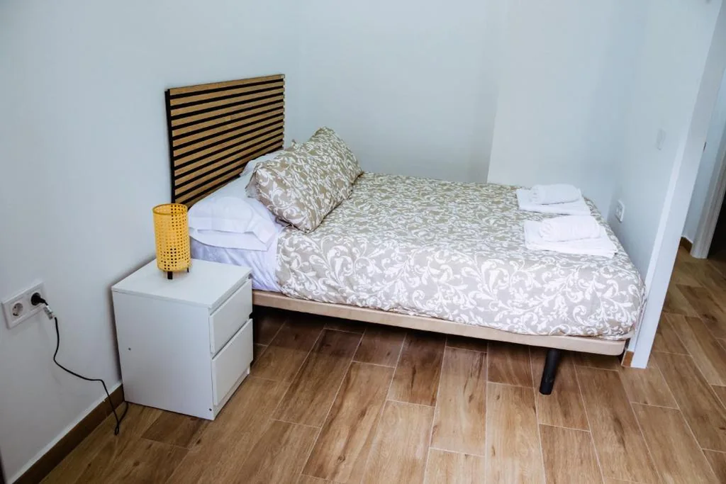Quarto Duplo Standard com casa de banho partilhada — Triana Riverside