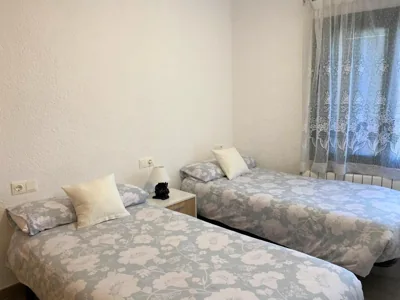 TRILLA - Casa reformada con garaje y terraza — Foto 6