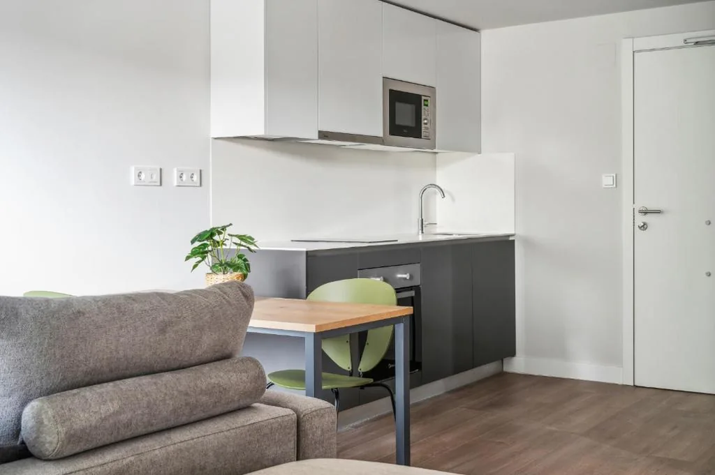 Deluxe-Studio — Truliving Vallecas by Habyt