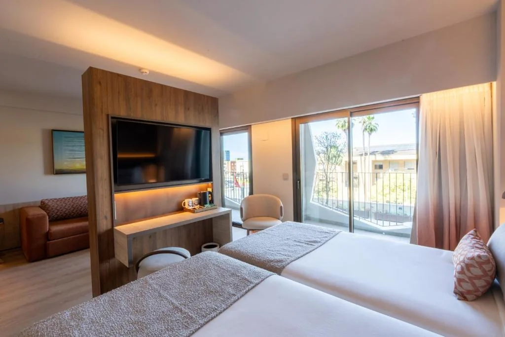 Junior suite con balcone — Turia Badajoz