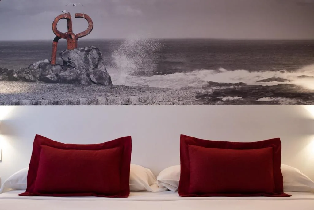 Habitación Cuádruple Deluxe — Txingurri Pension y Apartamentos