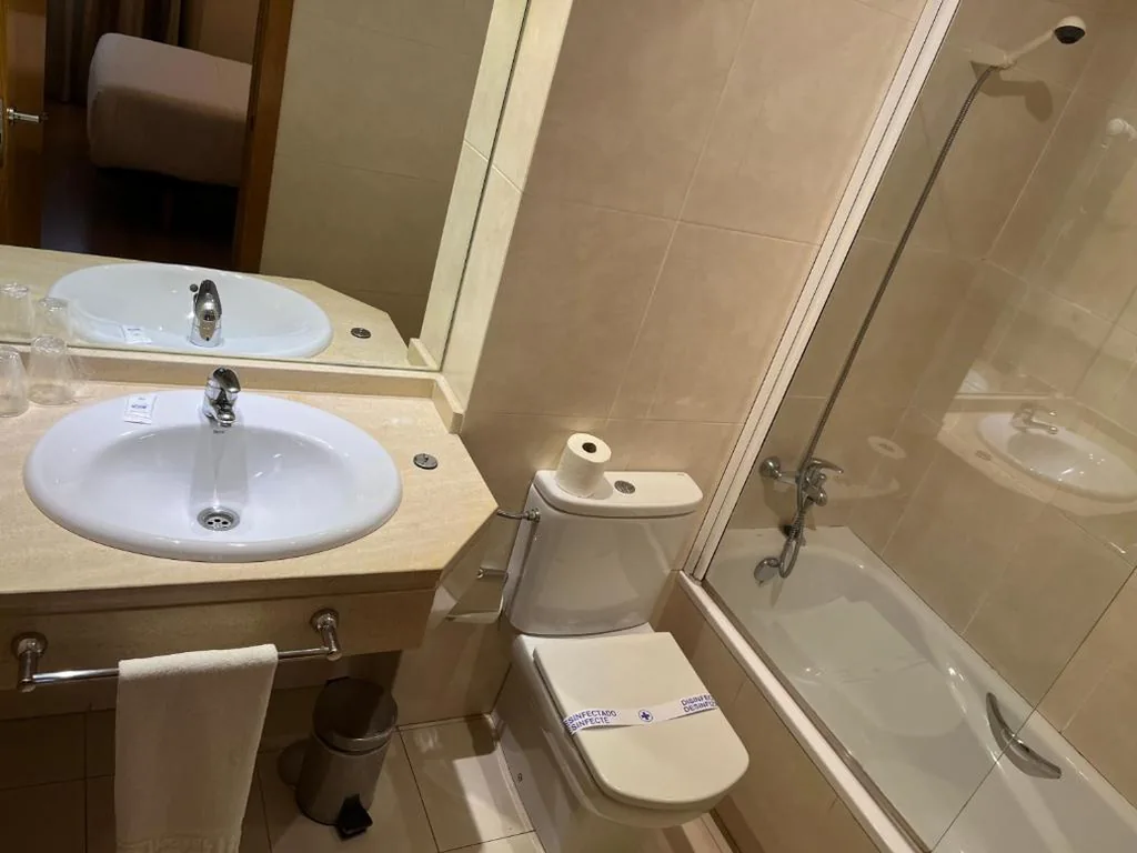 带加床双人间－1 或 2 张床 — U Hotel Ogalia Vigo