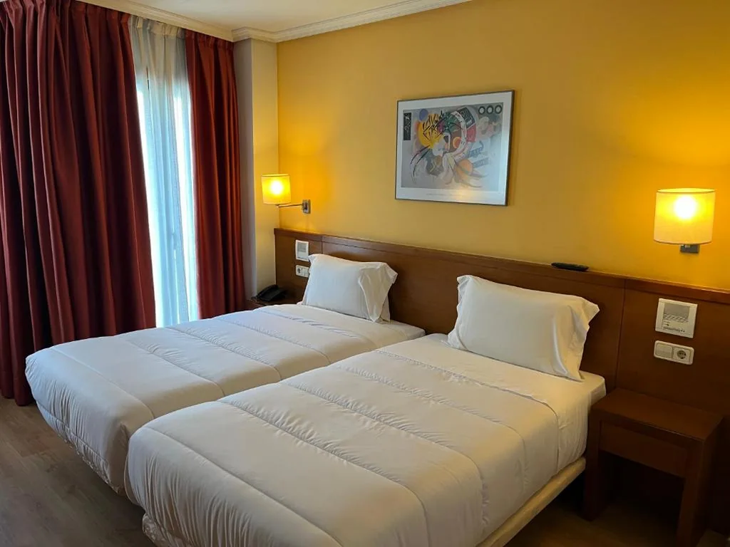U Hotel Ogalia Vigo