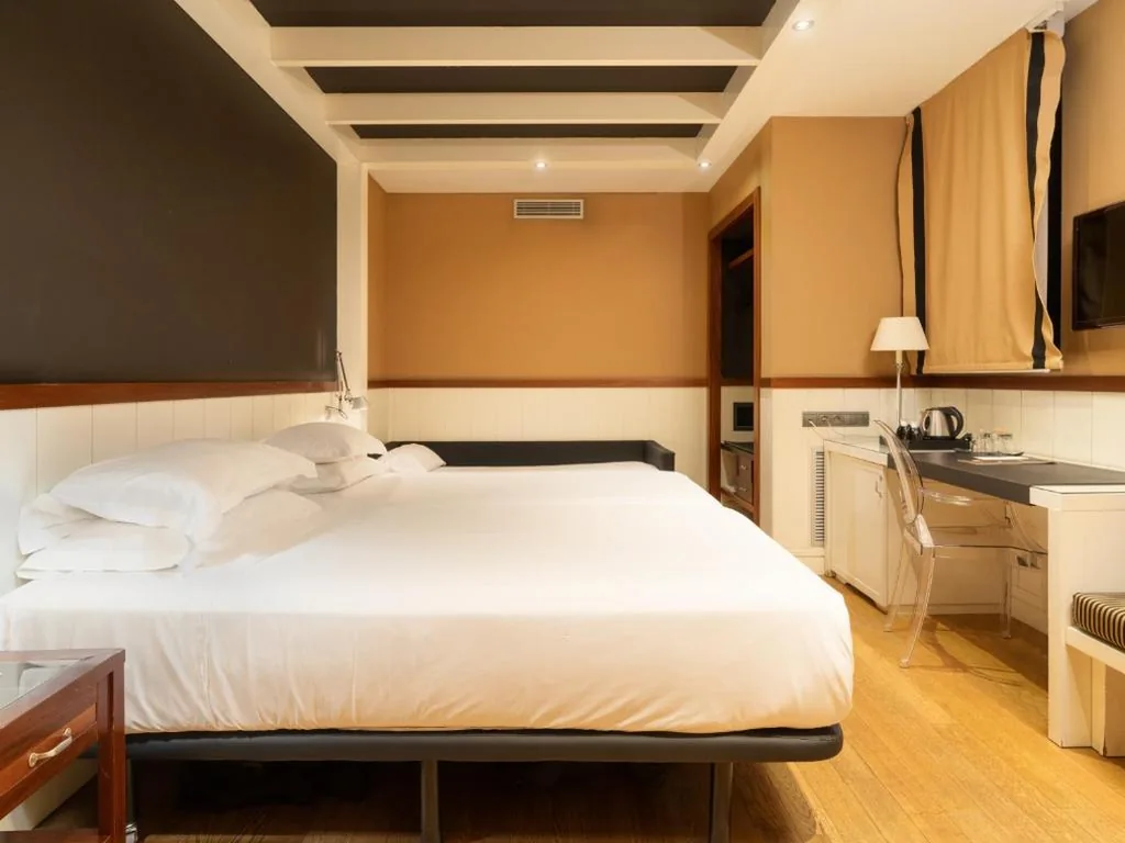 Habitación Triple — U232 Hotel