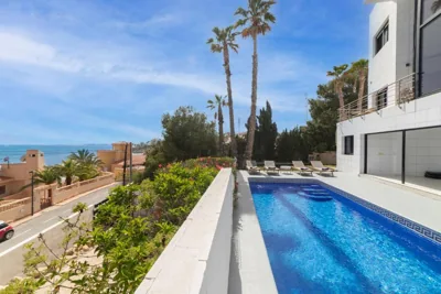 Ultra-Luxury Panoramic Sea View Villa with Private Pool & 200m' Sky Terrace & Garage in Alicante — foto 4
