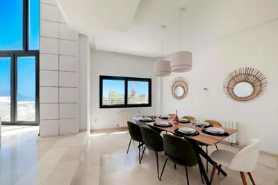 Ultra-Luxury Panoramic Sea View Villa with Private Pool & 200m' Sky Terrace & Garage in Alicante — foto 5