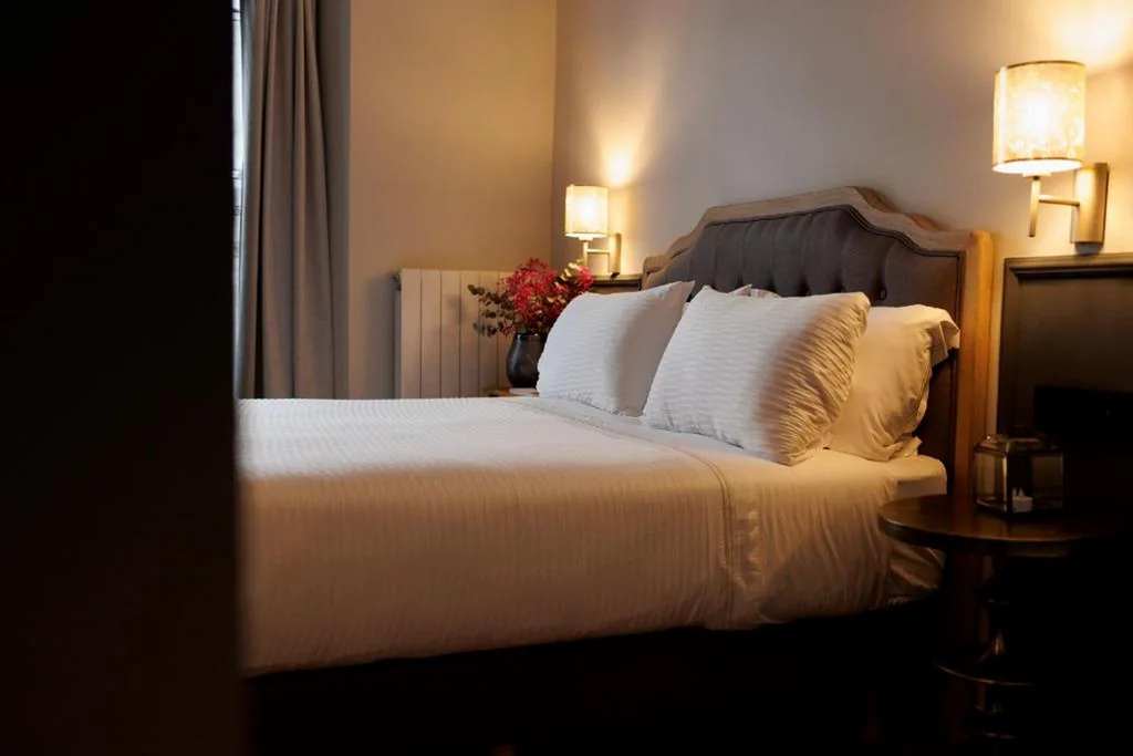Quarto Duplo Deluxe com varanda — UMA Rural Boutique - La Garrotxa