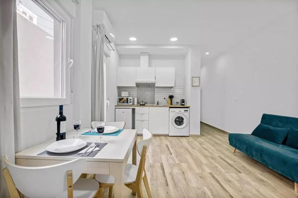 Monolocale con balcone — Umihouse apartamentos centro Alicante